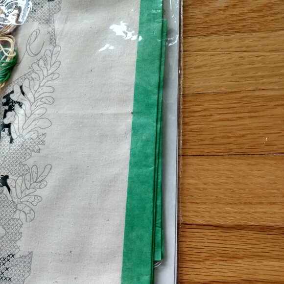 Vintage Hummingbird Welcome Cross Stitch Kit by Dimensions - Picture 8 of 12